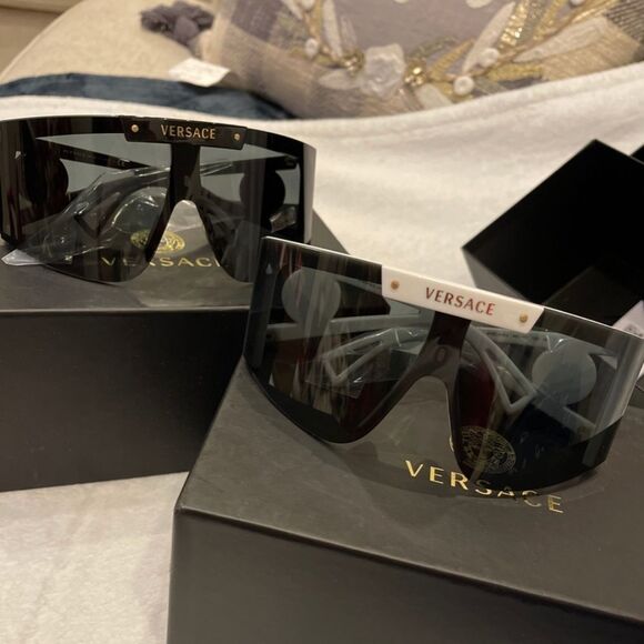 Versace Other - Versace Medusa sunglasses 